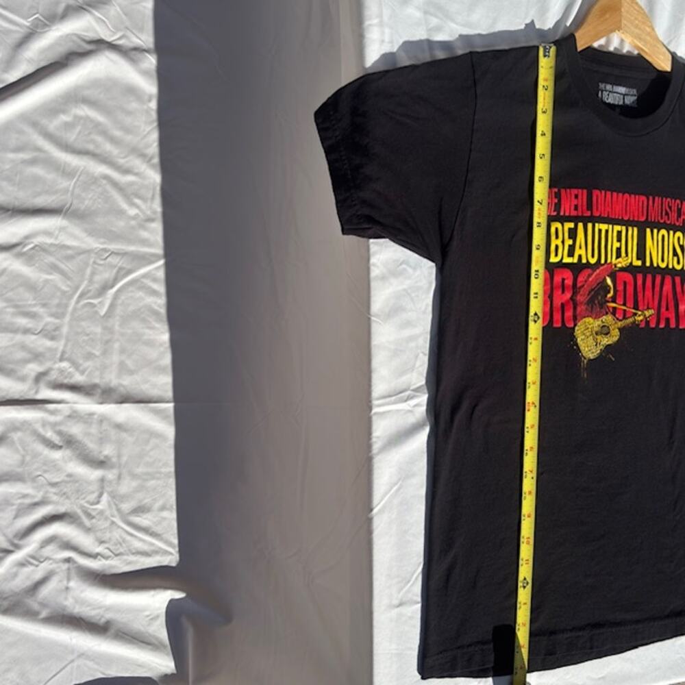 Pre-owned Neil Diamond Musical A Beautiful Noise Broadway T-Shirt - Adult Size M - Picture 5 of 10